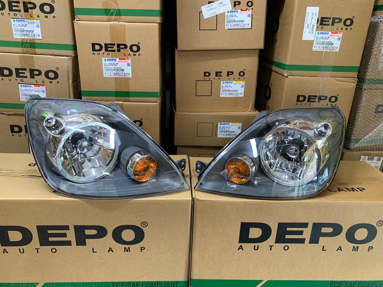 FORD FİESTA 2006-2009 ARASI DEPO SAĞ VE SOL FAR TAKIM 6S61-13W029-CD / 6S61-13W030-CD