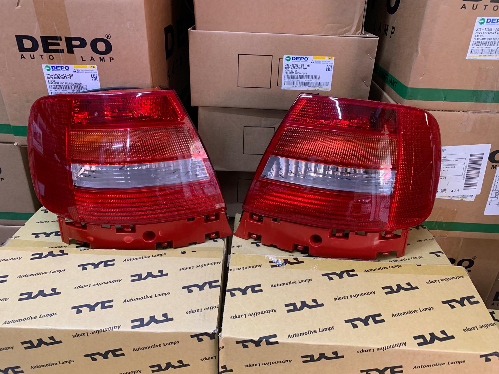 AUDI A4 B5 MAKYAJLI 1999-2001 TYC MARKA SAĞ VE SOL STOP TAKIM 8D0945095G / 8D0945096G