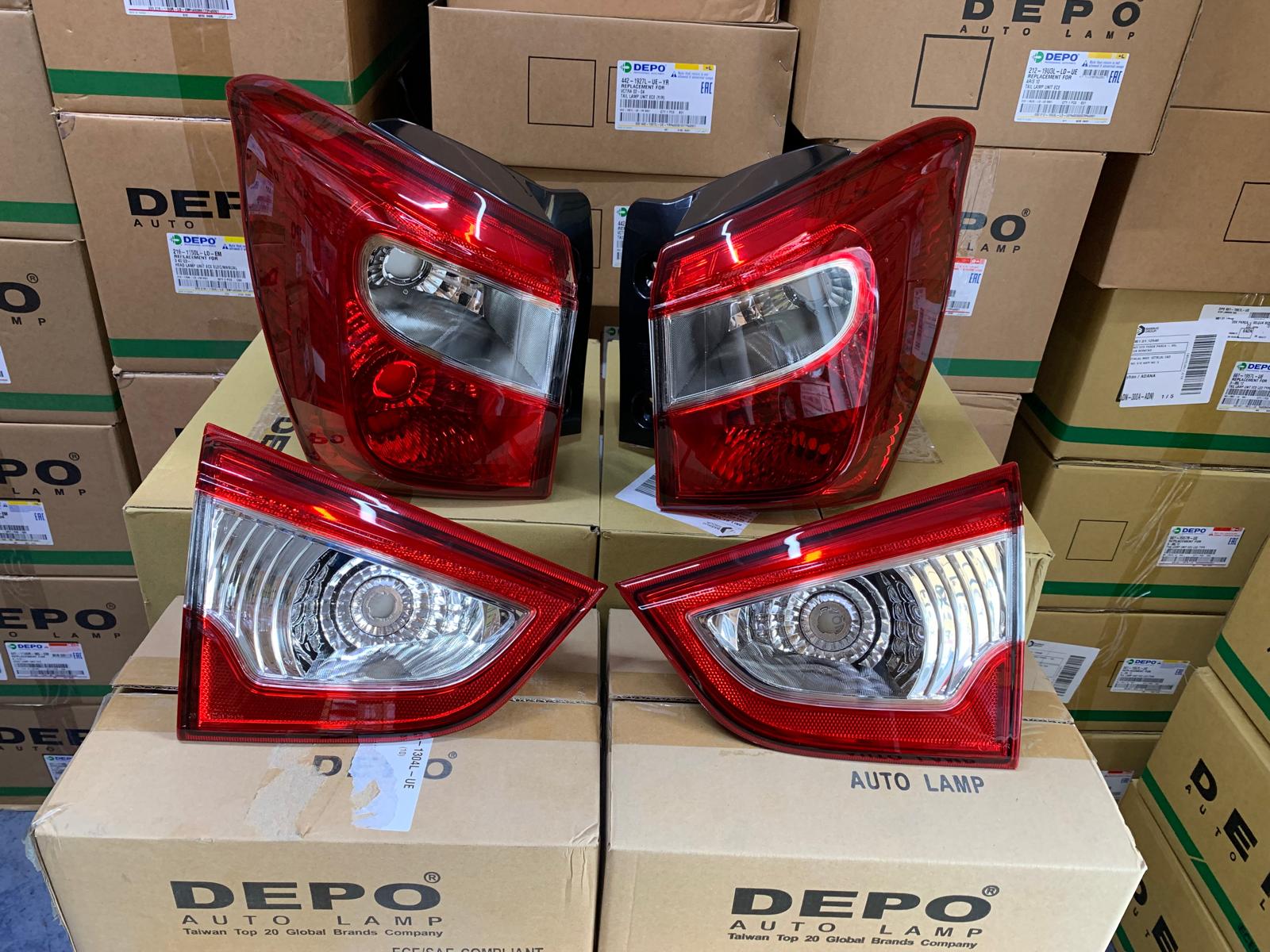 SUZUKI SX4 S-CROSS 2013-2016 ARASI DEPO SAĞ VE SOL STOP LAMBASI 4LÜ SET TAKIM 35670-61M10 / 35650-61M10