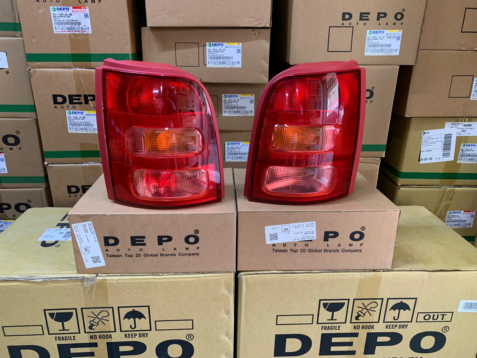 NISSAN MİCRA 2000-2002 ARASI DEPO SAĞ VE SOL STOP LAMBASI TAKIM 26559-1F500 / 26554-1F500