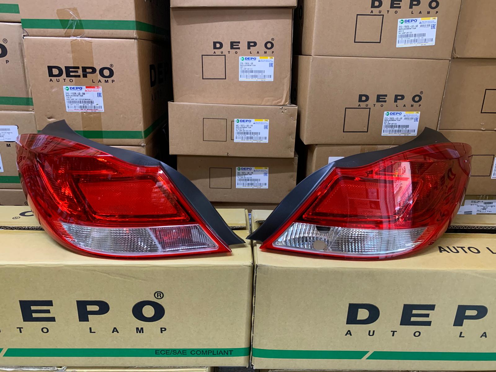 OPEL INSIGNIA A 2009-2012 ARASI DEPO SAĞ VE SOL STOP LAMBASI TAKIM 1222193 / 1222194