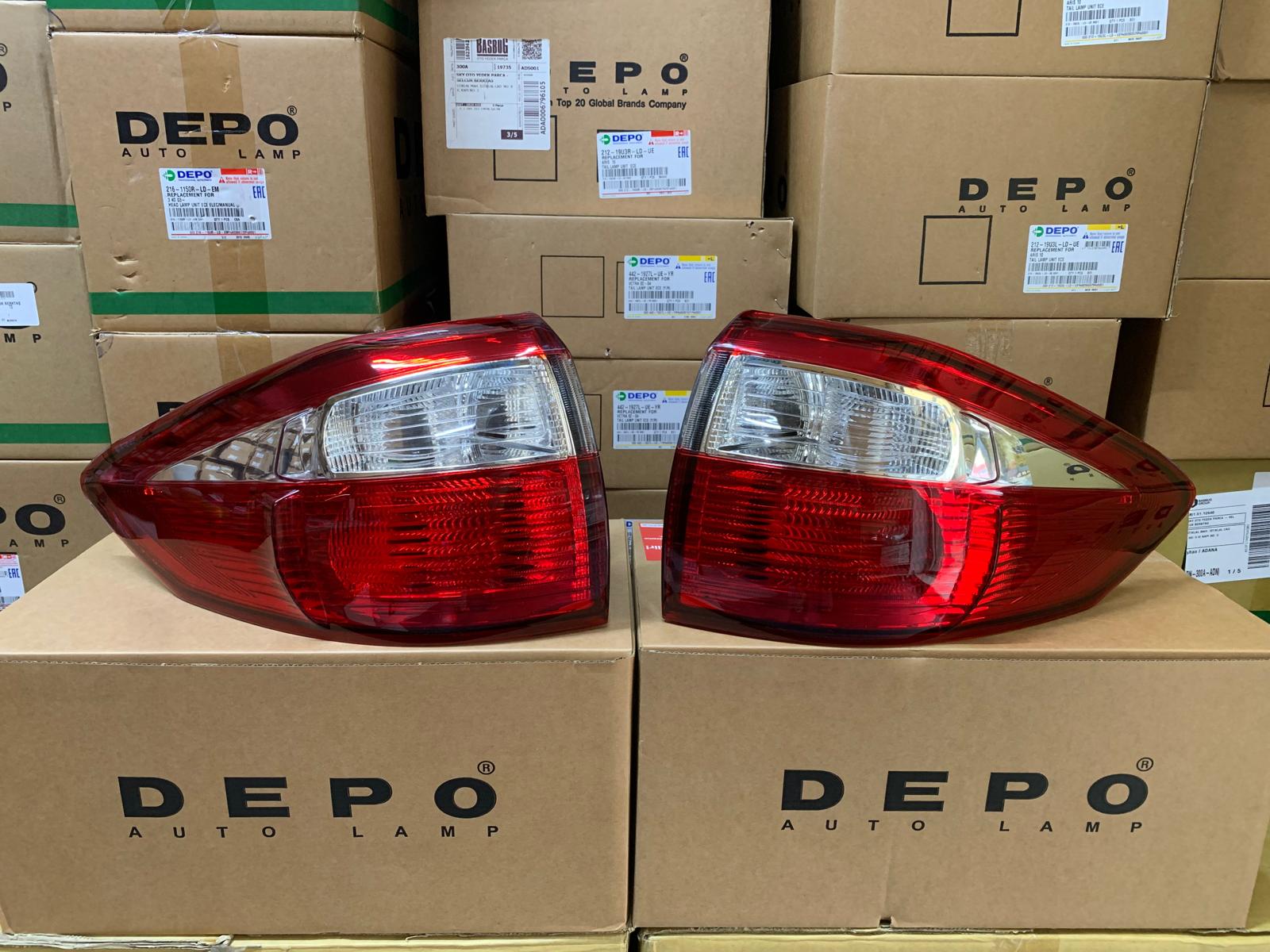 FORD C-MAX 2011-2015 ARASI DEPO SAĞ VE SOL DIŞ STOP LAMBASI AM51-13405-BF / AM51-13404-BF
