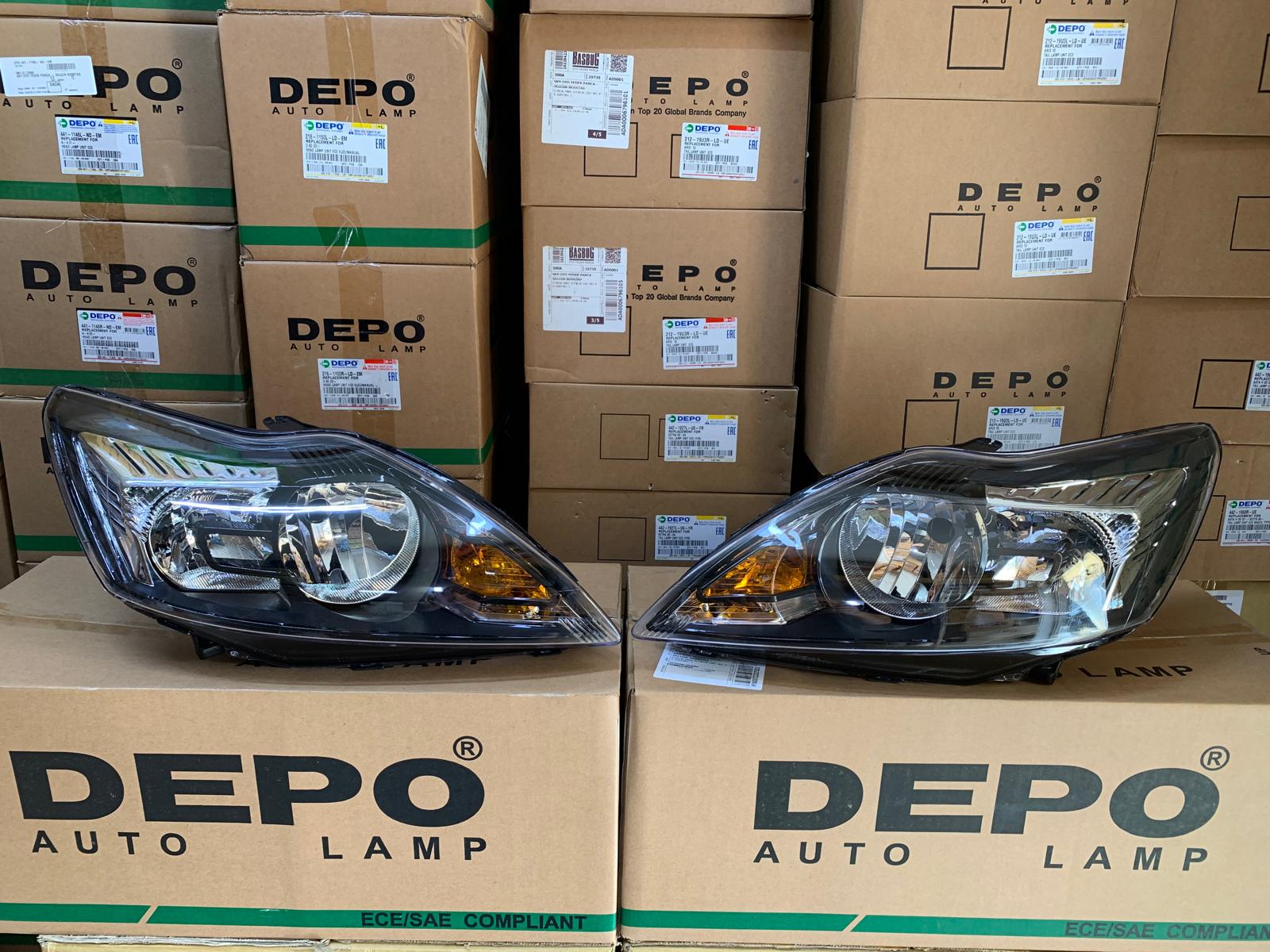 FORD FOCUS 2.5 2008-2011 ARASI DEPO SAĞ VE SOL FAR TAKIM SİYAH 8M51-13101-CF / 8M51-13100-CF