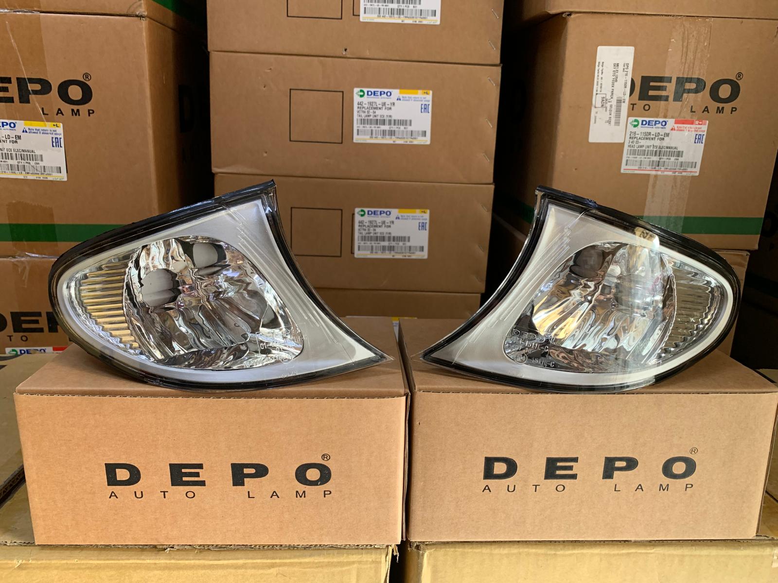 BMW 3 SERİSİ E46 2001-2005 ARASI DEPO SAĞ VE SOL SİNYAL LAMBASI TAKIM BEYAZ 63137165853 / 63137165854